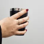 Anel Zircônias Cristais Clássico